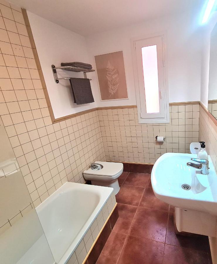 Casa Zalla 110M2, 200M2 Garden, Pool, 1Gb Wi-Fi, Private Parking 코라레호 외부 사진