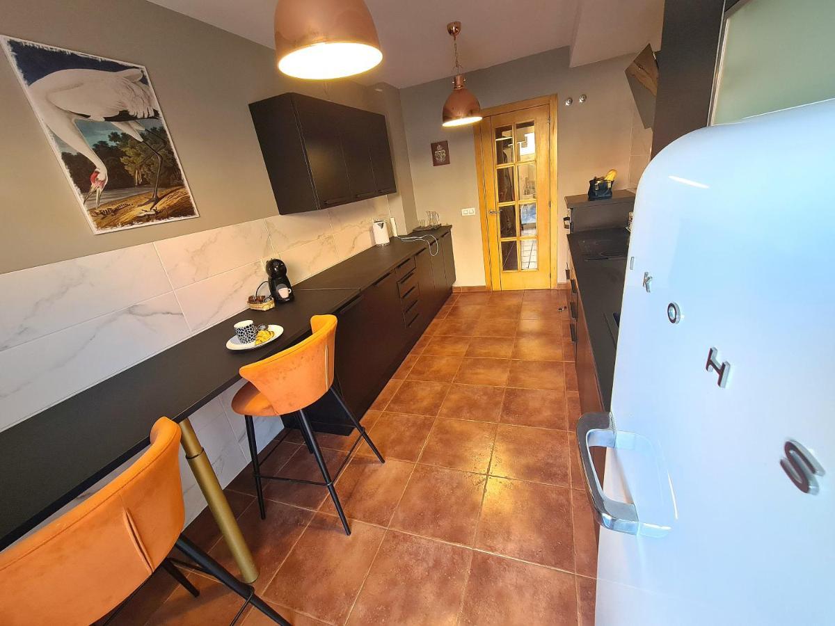 Casa Zalla 110M2, 200M2 Garden, Pool, 1Gb Wi-Fi, Private Parking 코라레호 외부 사진