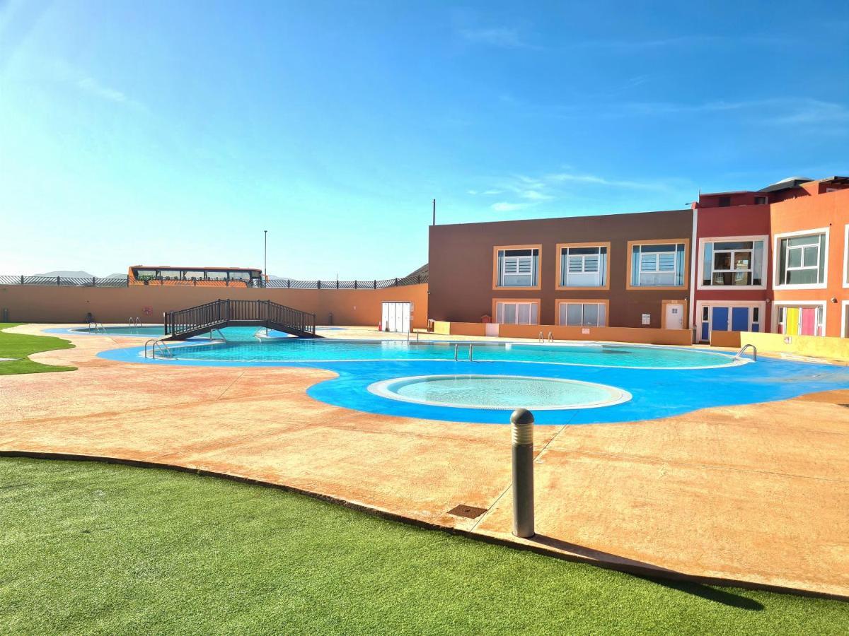 Casa Zalla 110M2, 200M2 Garden, Pool, 1Gb Wi-Fi, Private Parking 코라레호 외부 사진